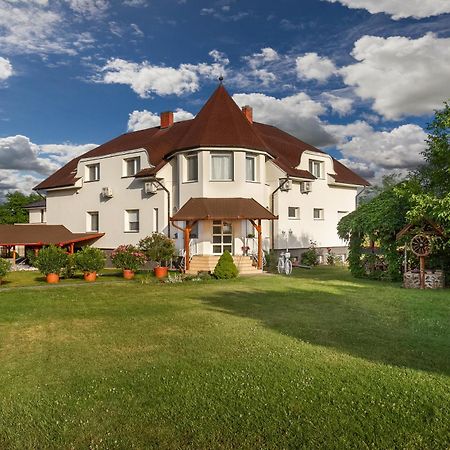 Katalin Vendeghaz Hotel Gyenesdiás Kültér fotó